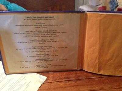 Twains Billiards & Tap