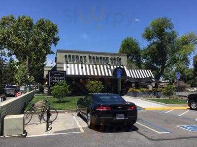 Corner Bakery Cafe