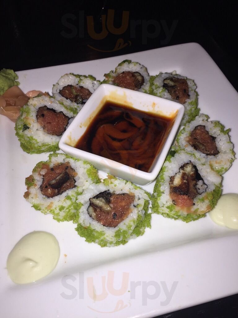 Jina Yoo's Asian Bistro