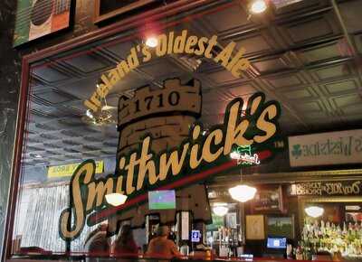 Kenny's Westside Pub