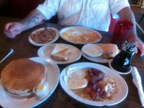 Goldmine Family Restaurant