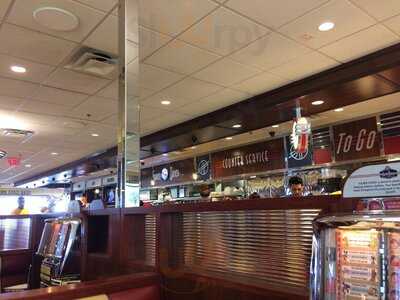 Silver Diner