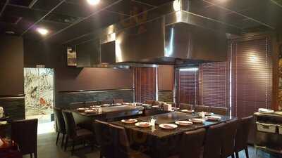 Sakura Japanese Hibachi Grill & Sushi Bar