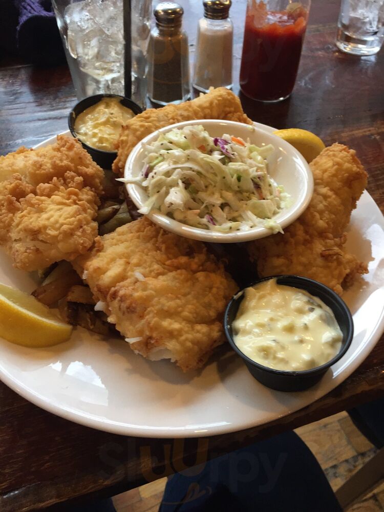 The Farm Bar And Grille