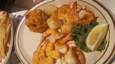 Callahan's Seafood Bar & Grill