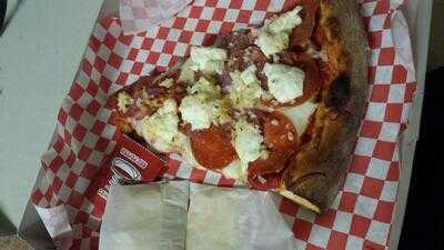 Big Bob's Best Pizza