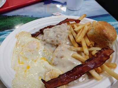 Tio Dan Cafe Puffy Tacos N Fish