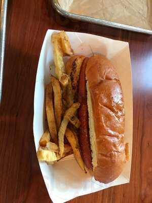 Mooyah Burgers, Fries & Shakes