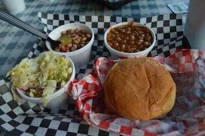 Moe's Original Bar B Que