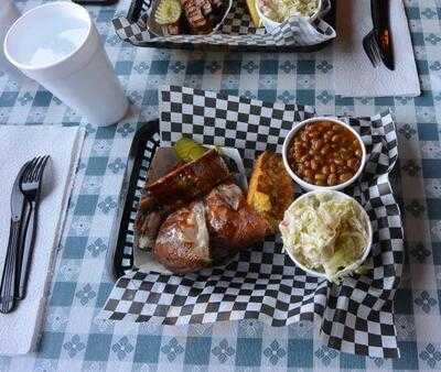 Moe's Original Bar B Que