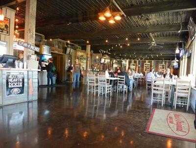 Moe's Original Bar B Que