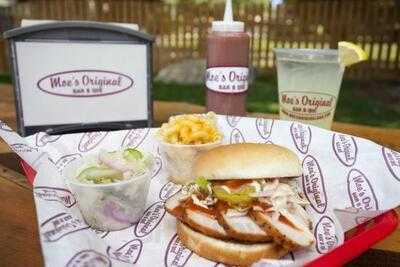 Moe's Original Bar B Que