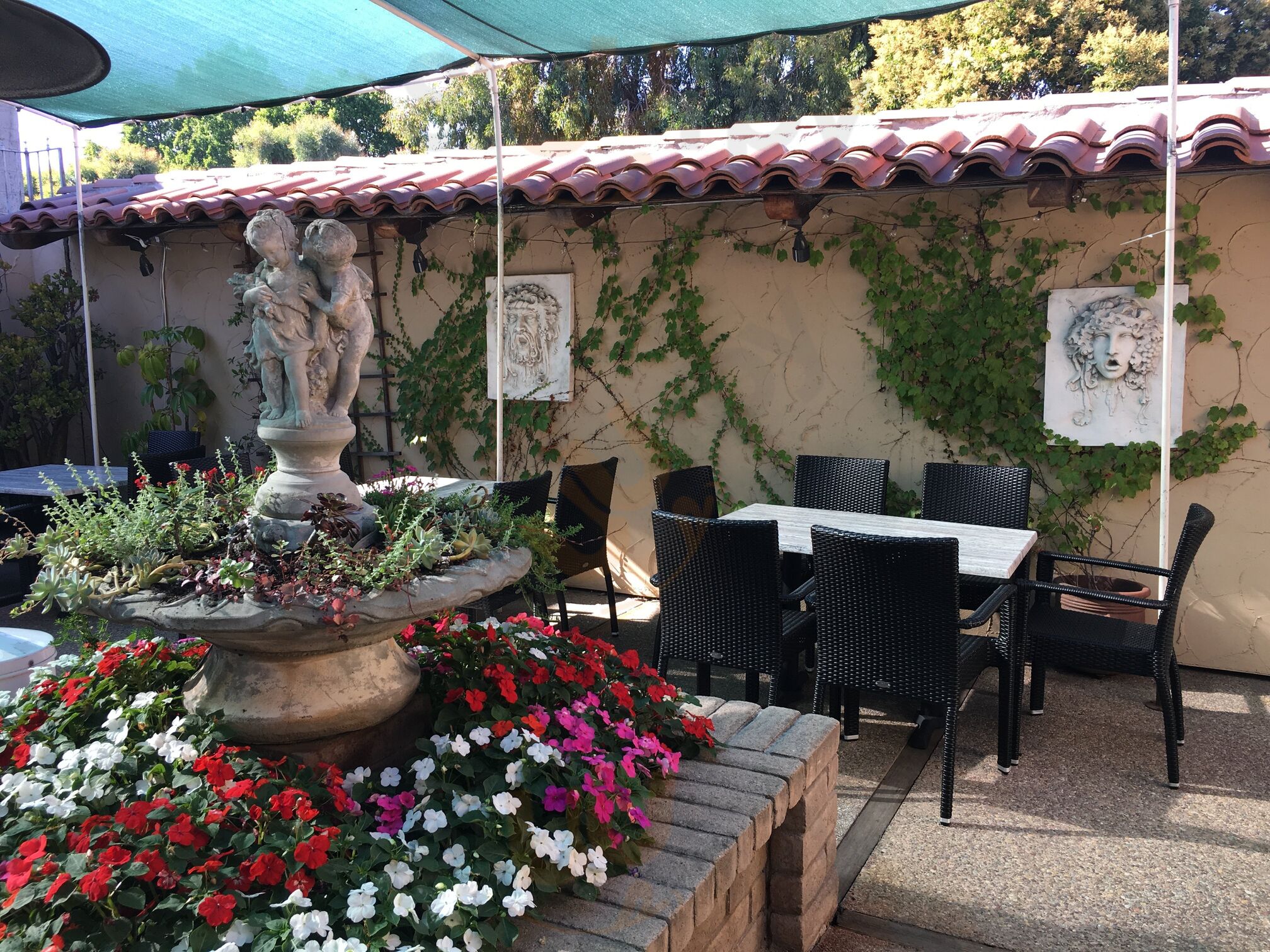 Pezzellas Villa Napoli