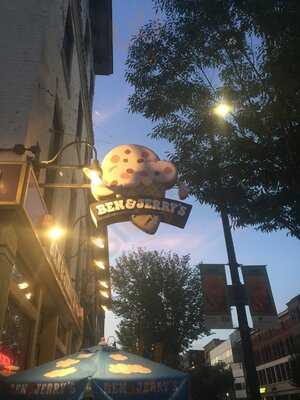 Ben & Jerry's