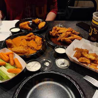 Cj's In Tiger Country