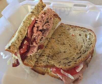 The Twisted Pickle Deli