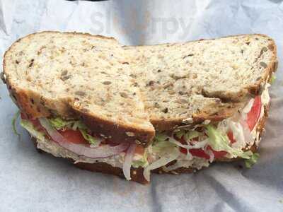 The Twisted Pickle Deli