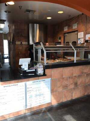 Zeffiro New York Pizzeria