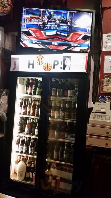 Hoops Pub & Pizza