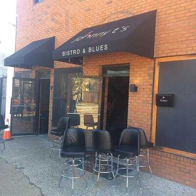 Johnny T's Bistro & Bar