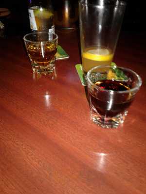 Meeker Street Bar And Grill