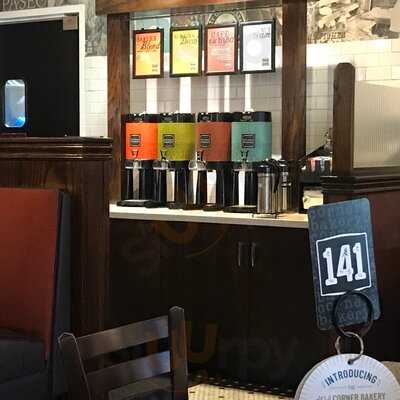 Corner Bakery Cafe
