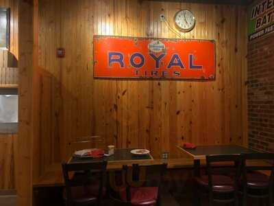 Shakespeare's Pizza West