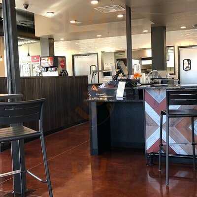 Pi Squared Pizza Tavern