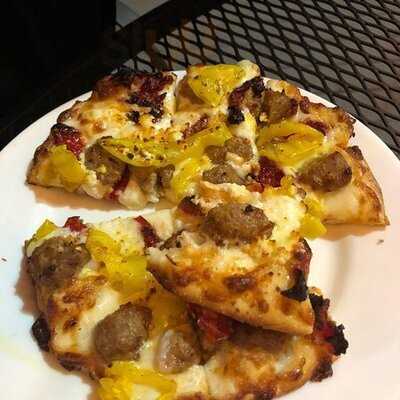 Pi Squared Pizza Tavern