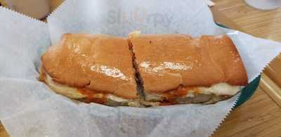 Sarussi Cafe And Restaurant