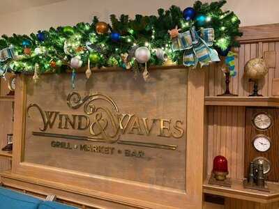 Wind & Waves Grill