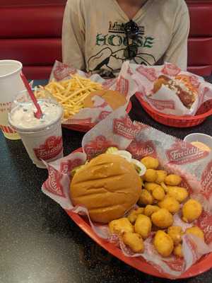 Freddy's