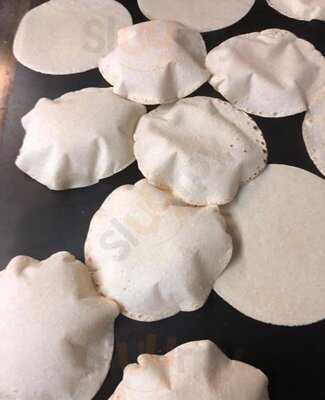 Lindo Mexican Restaurant & Supermarket