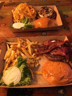 Twisted Root Burger Co
