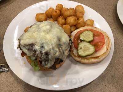 Famous Mike's Of Macon