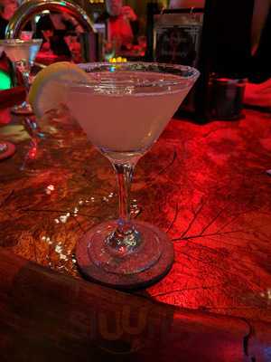 Deja Vu Martini Lounge