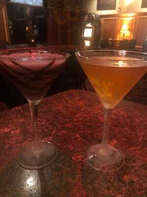 Deja Vu Martini Lounge