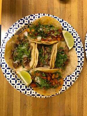 Taqueria Y Pastelitos To Go