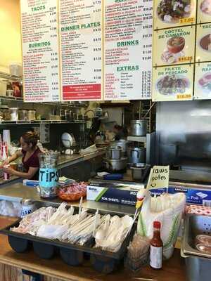 El Palenque Taqueria