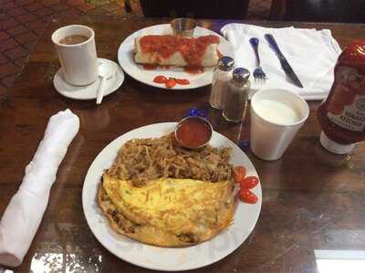 Sapphire Bar & Grill