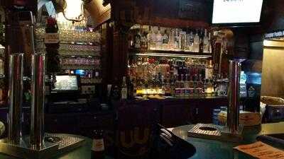 Bazil's Pub And Provisions