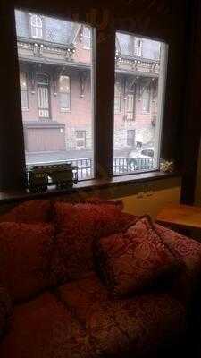 Artisan Wine & Cheese Cellar