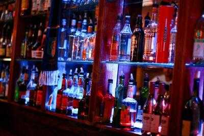 Tony's Huntington Inn