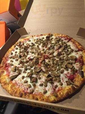 Woody's Hand Tossed Pizza