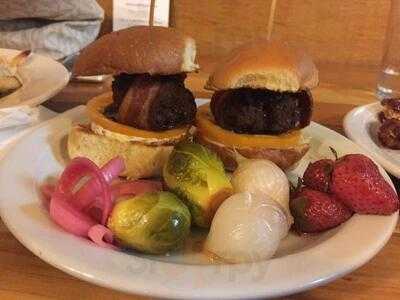 The Pig & The Pickle