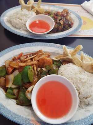 Lucky Star Chinese Restaurant