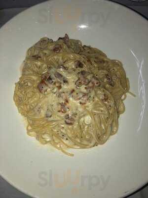 Amore Restaurant And Bar