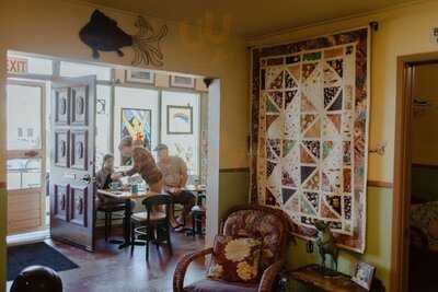 Kona Hut Coffee House