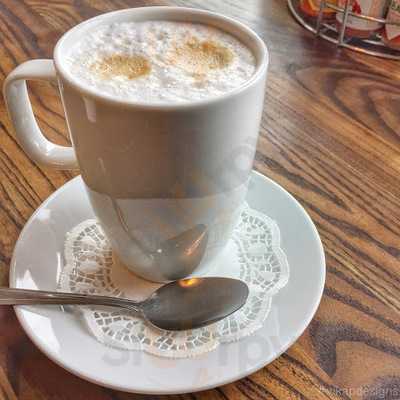 Saint Tropez Bistro And Beyond