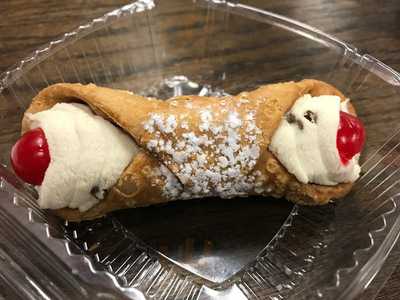 Mama T Parenti's Delicatessen